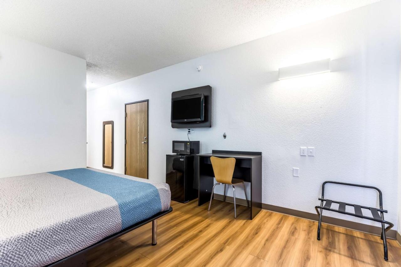 Motel 6-Indianapolis, In - Southport Экстерьер фото